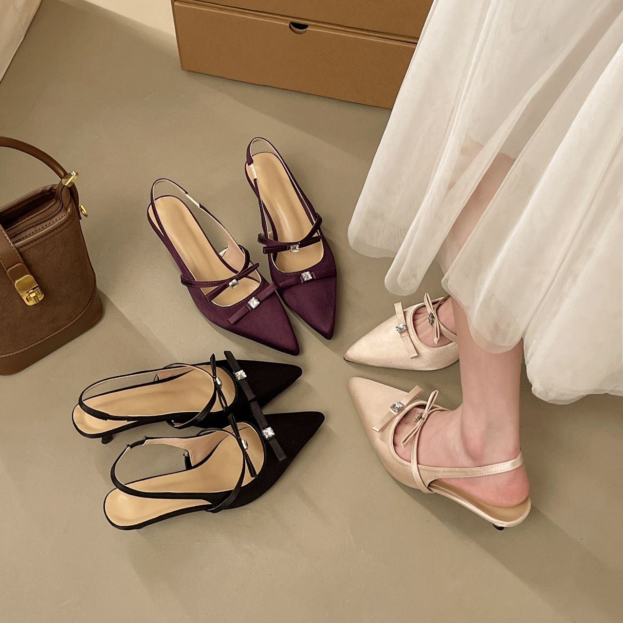 Pointed Toe Flat - French-style Bow Rhinestone Toe-cap Sandals for