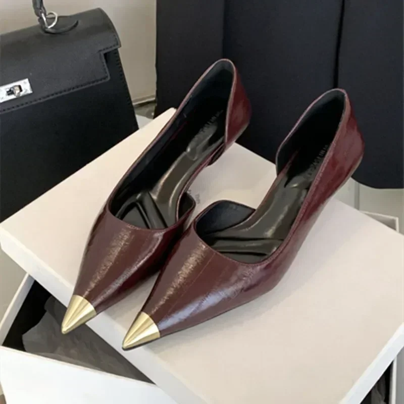 Elegant Pointed Toe Kitten Hee - Women Shoes Brands ulasan dan harga