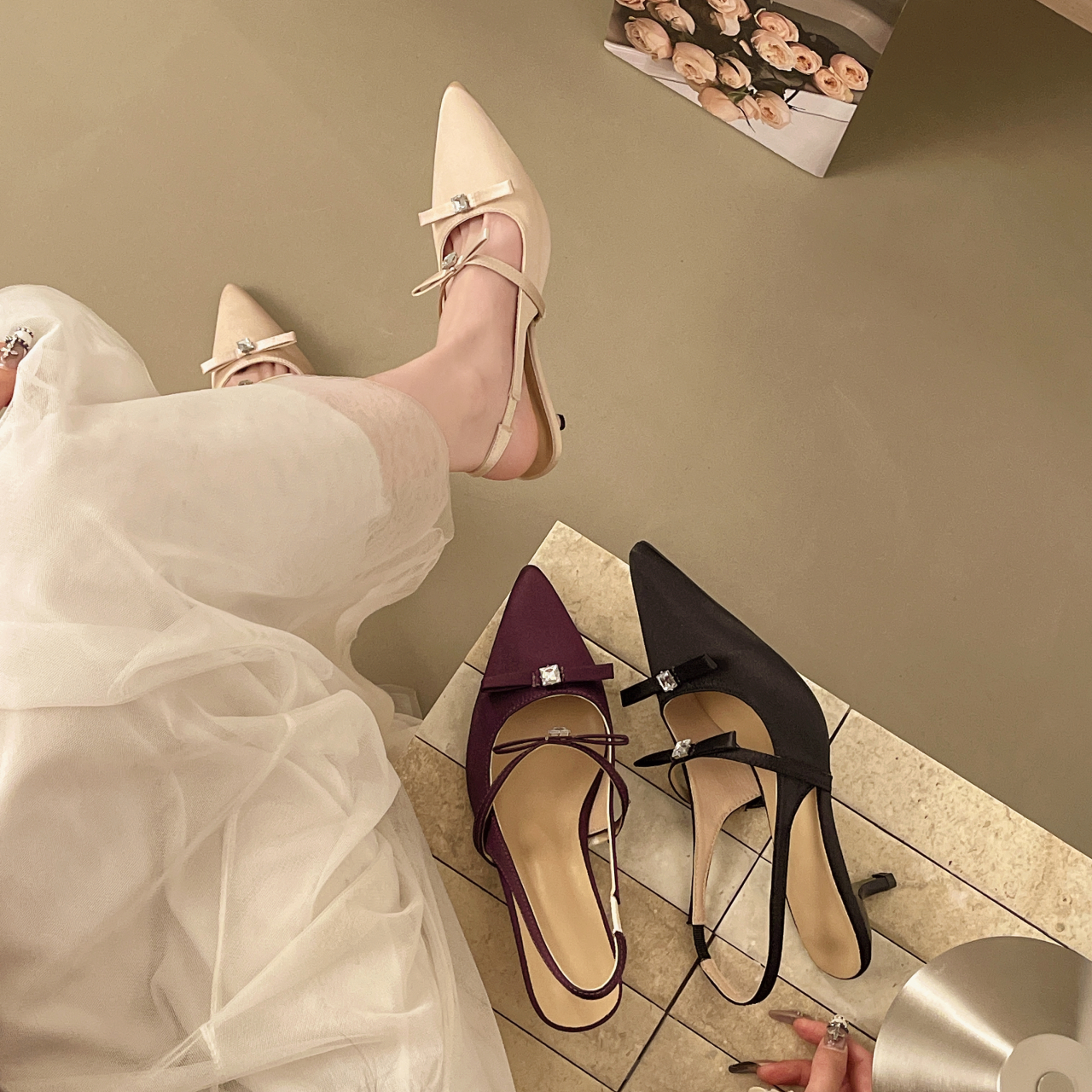 French-style Bow Rhinestone To - Pointed Toe Flat ulasan dan harga